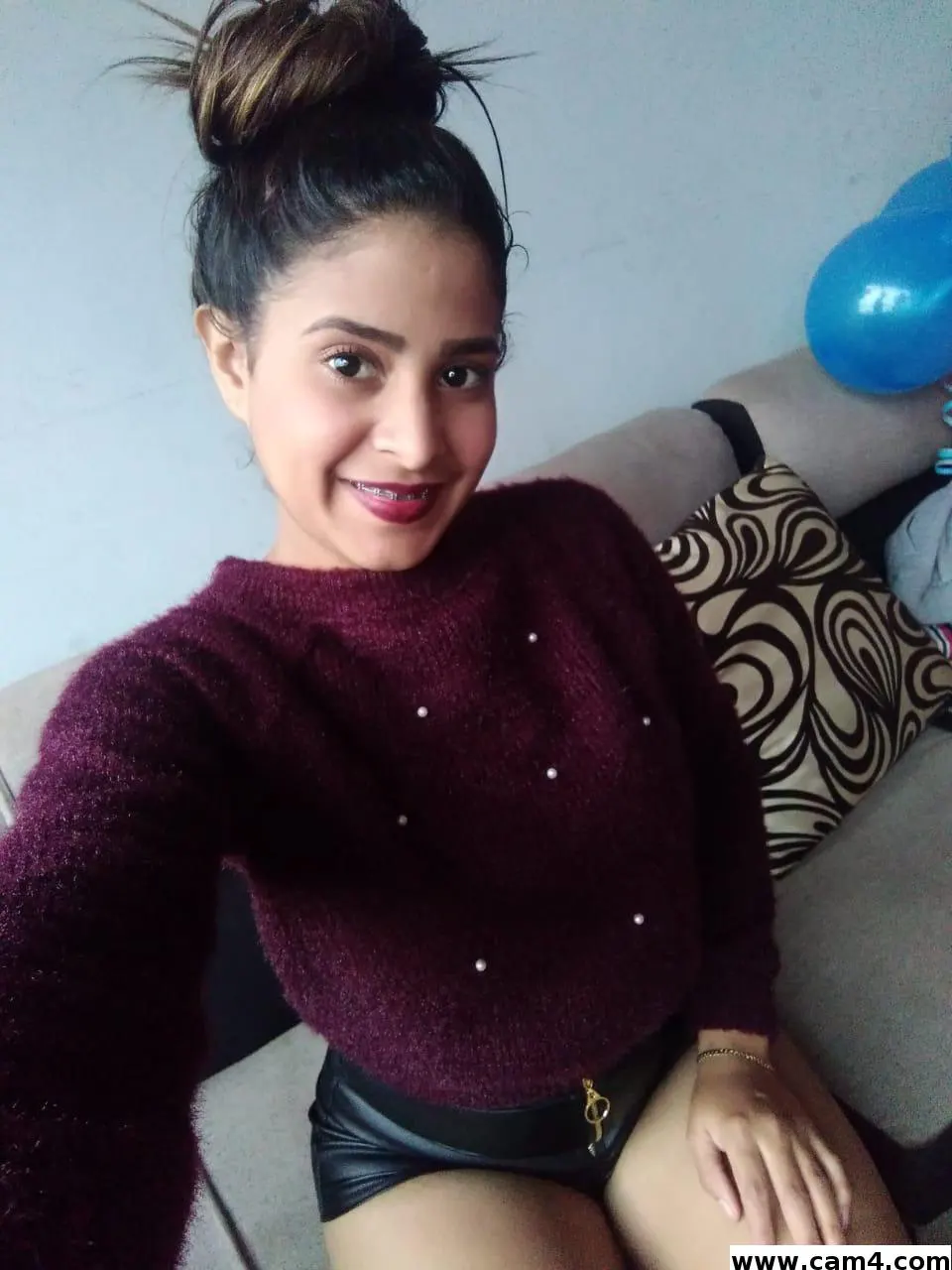 gaby_love1920 image 0